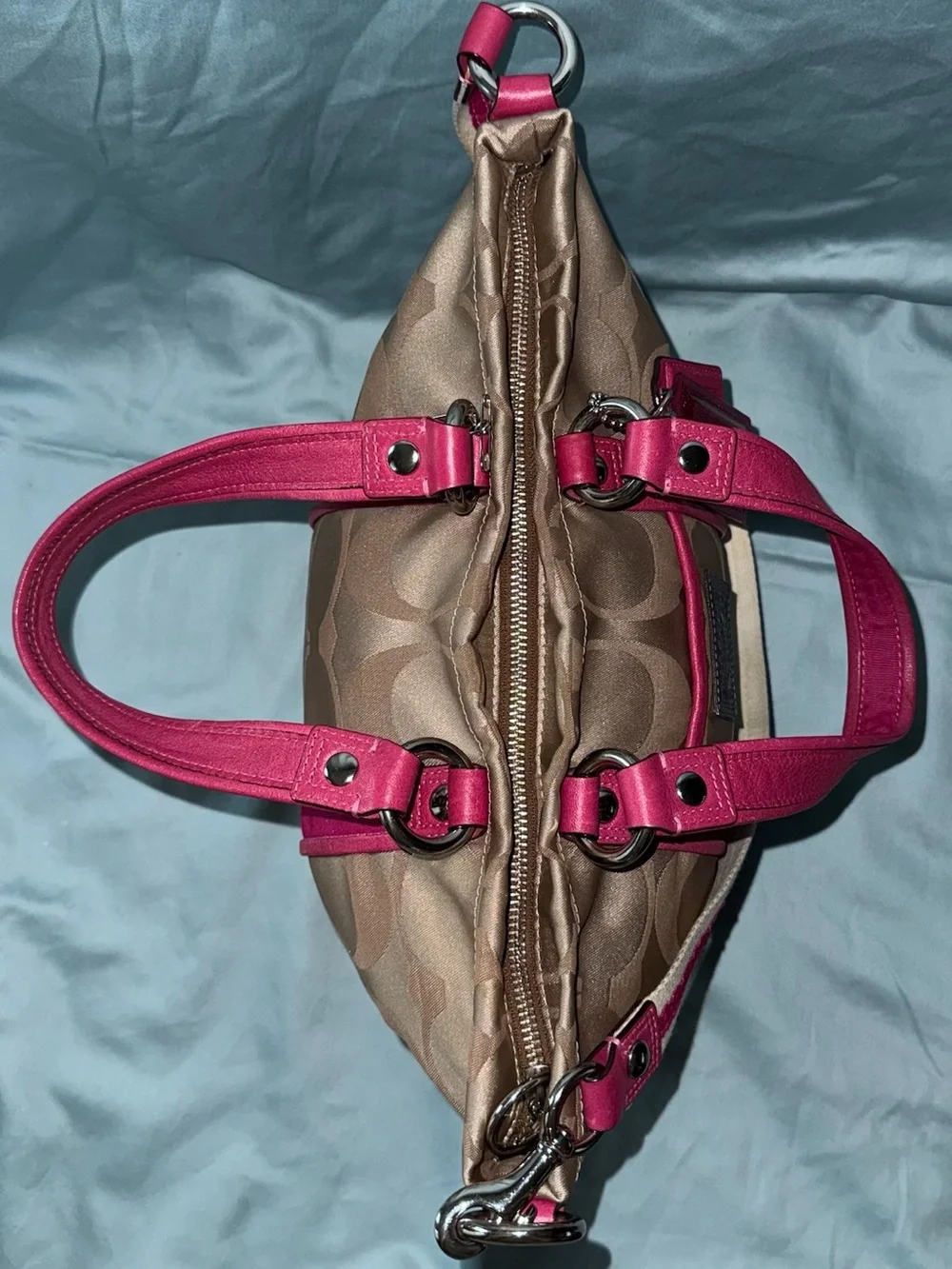 Coach Poppy Signature Spotlight Tote Tote with Fuchsia Trim-13843
